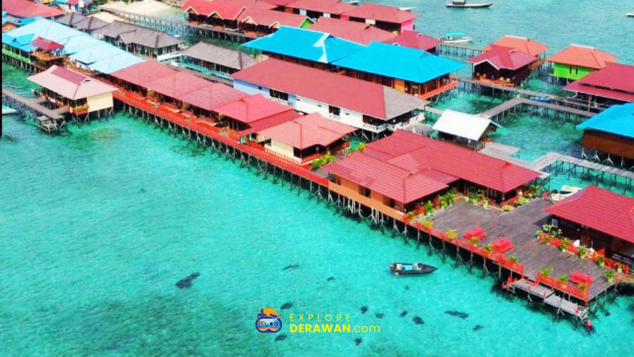 Villa Derawan Water Cottage