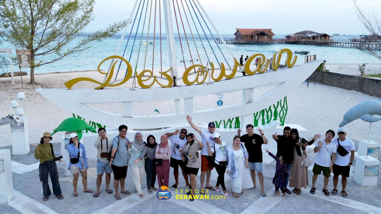 Pesona Daya Tarik Wisata Kepulauan Derawan