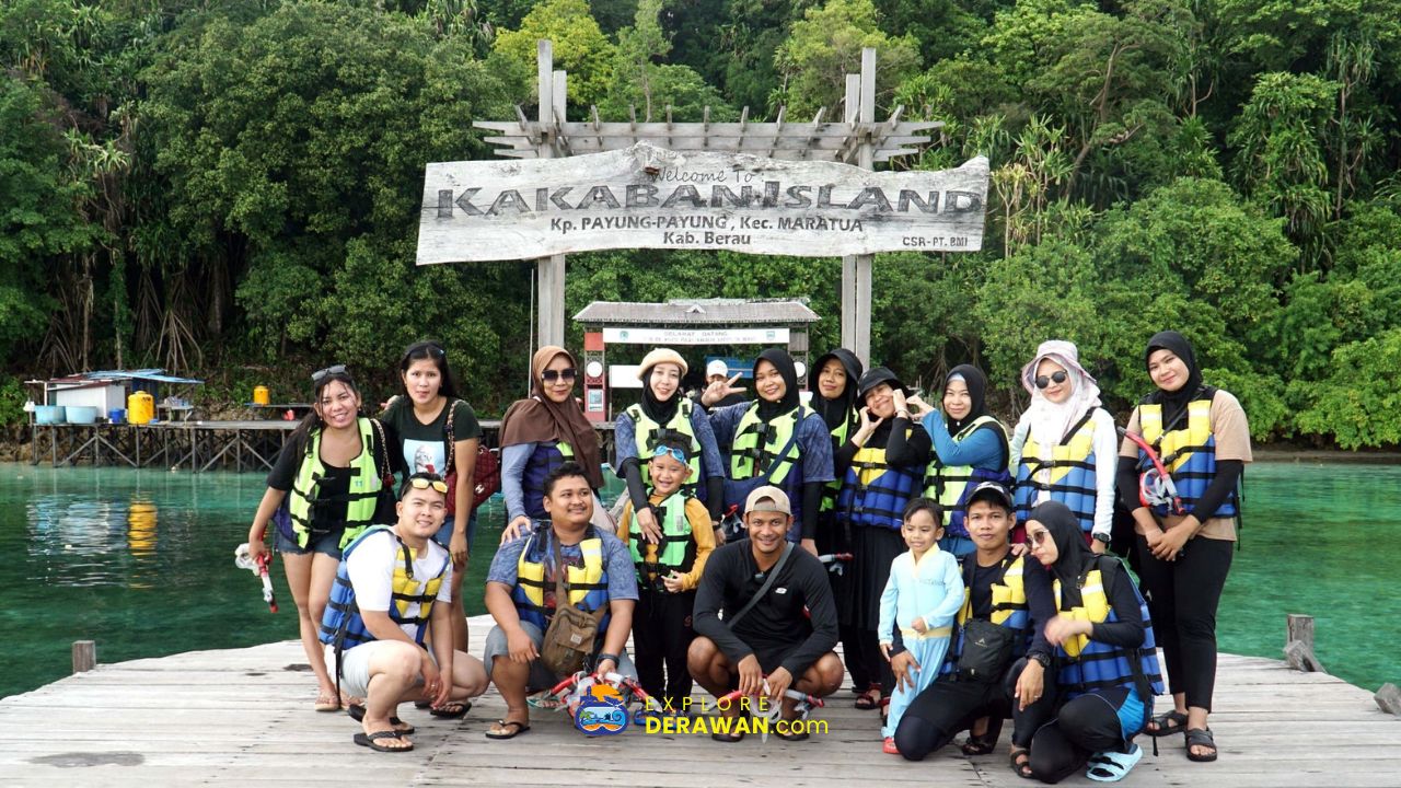 Jembatan Dermaga Danau Kakaban