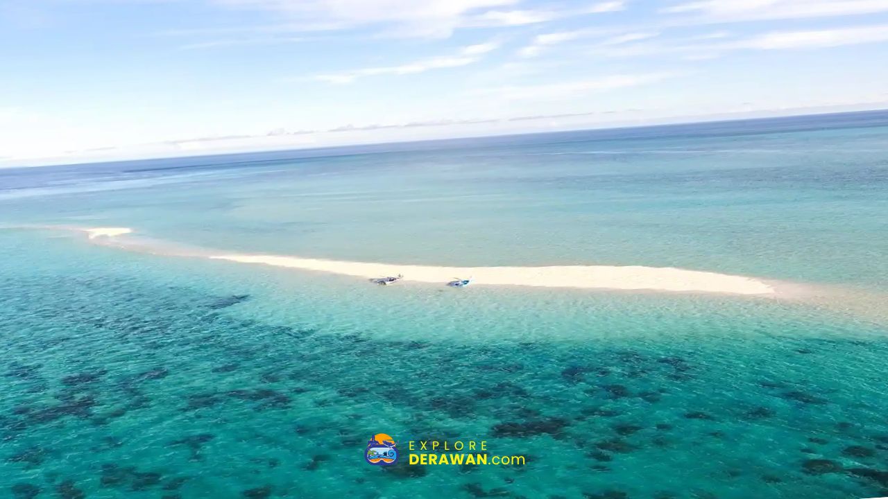 Read more about the article Gusung Sanggalau Derawan, Destinasi Unik Pasir Timbul di Kepulauan Derawan