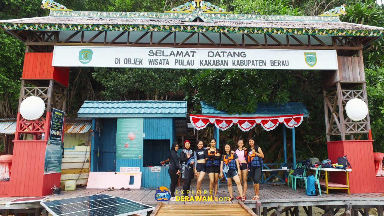 Paket wisata tour derawan